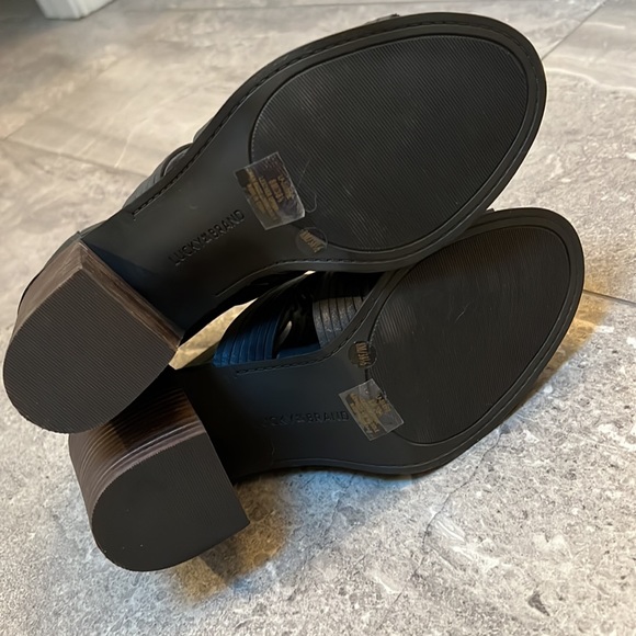 Lucky Brand Darvie Block Heel Sandals - Picture 10 of 11